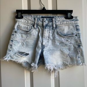 Aeropostale bleached ripped denim jean shorts!